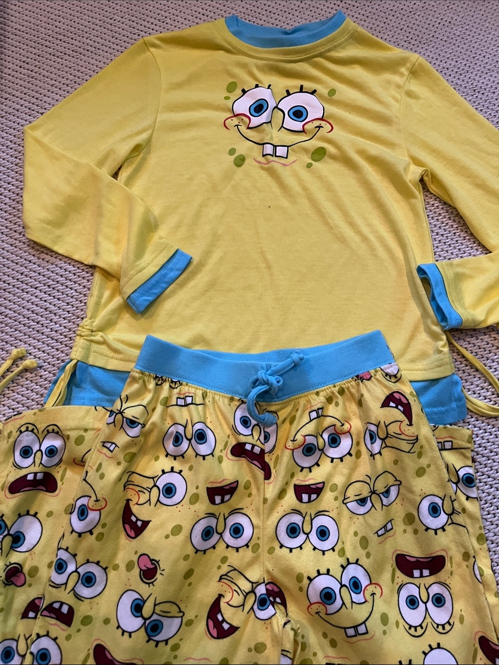 Pajamas SpongeBob SquarePants girls new size S 6-7 polyester